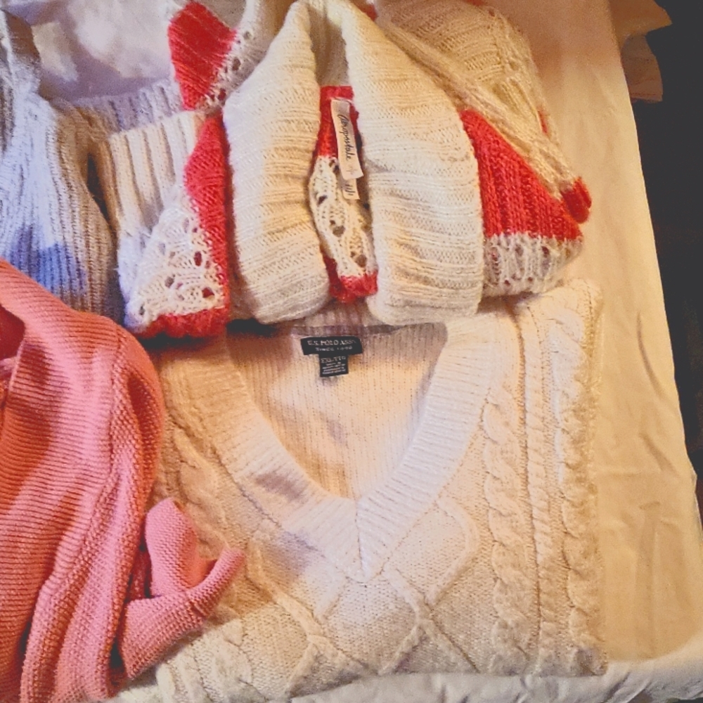 Sweater Bundle 🥰